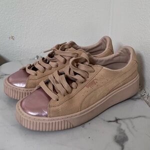 PUMA  X FENTY by Rihanna Suede Platform Sneaker - Rose Gold Pink